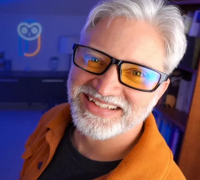 Lee Blue